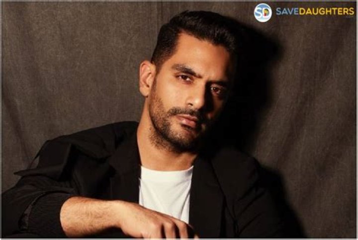 Angad Bedi Net Worth
