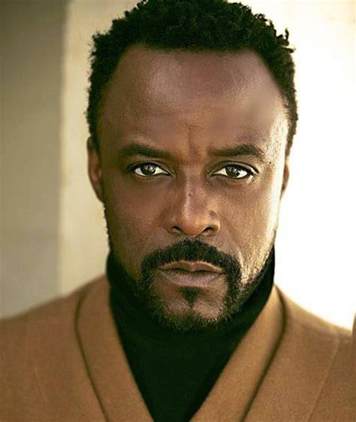 Ariyon Bakare
