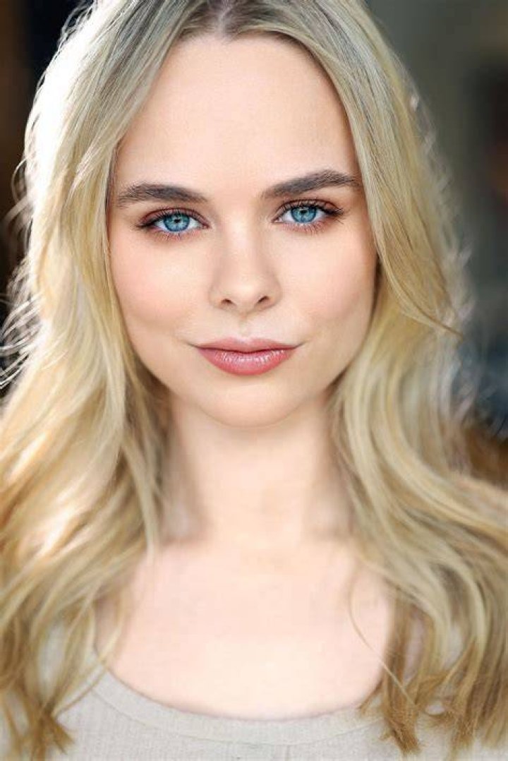 Averi White Net Worth