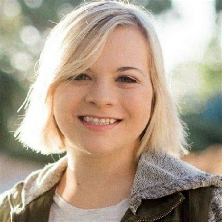Cassie Hollister