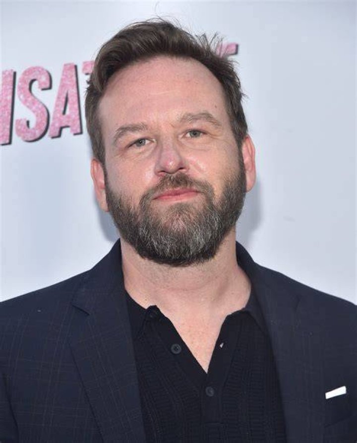 Dallas Roberts Net Worth 2024