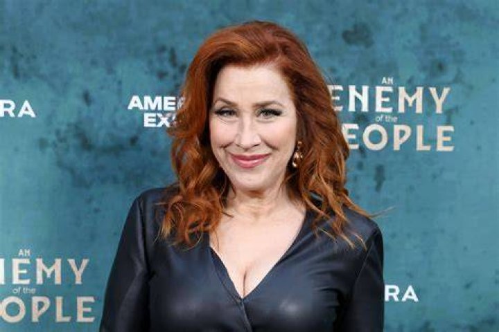 Lisa Ann Walter Net Worth