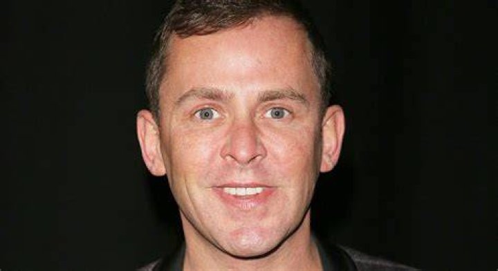 Scott Mills Net Worth